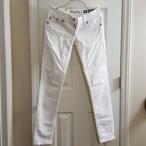 **Miss Me**  White Skinny Jeans